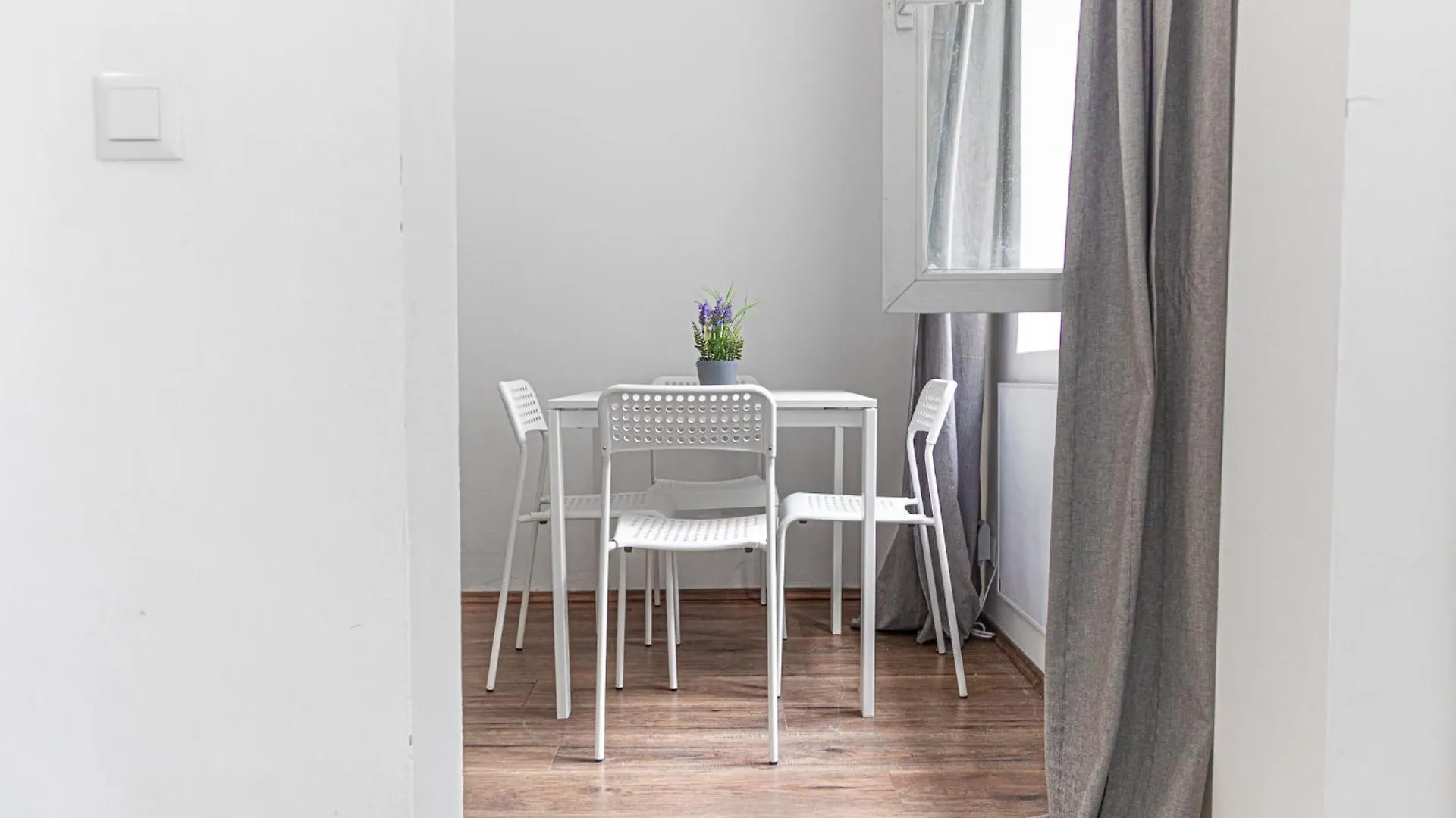 Amazing 1Br Apt, Next To Akh Building For Everyone Vienna Austria